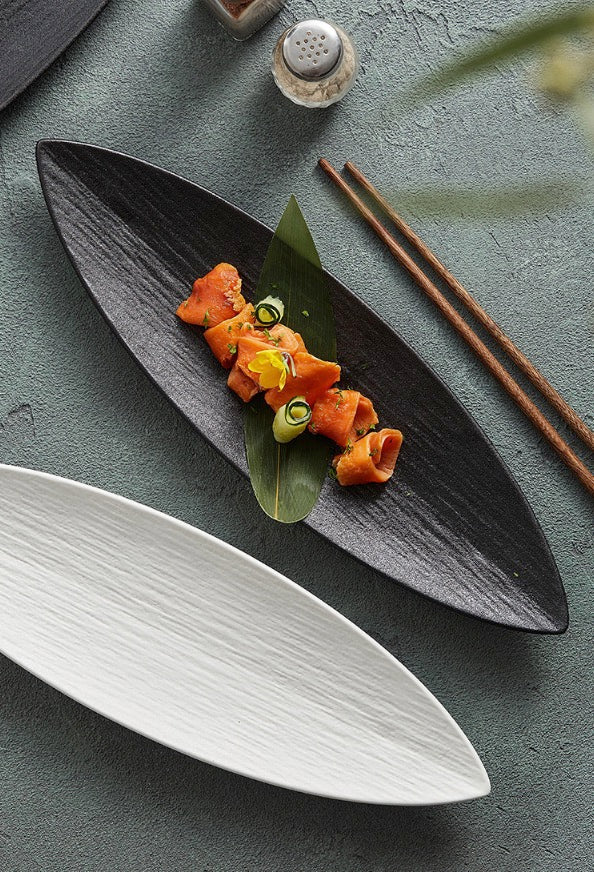 Leaf-Shaped Ceramic Serving Plate – Textured Long Dish for Sushi or Appetizers