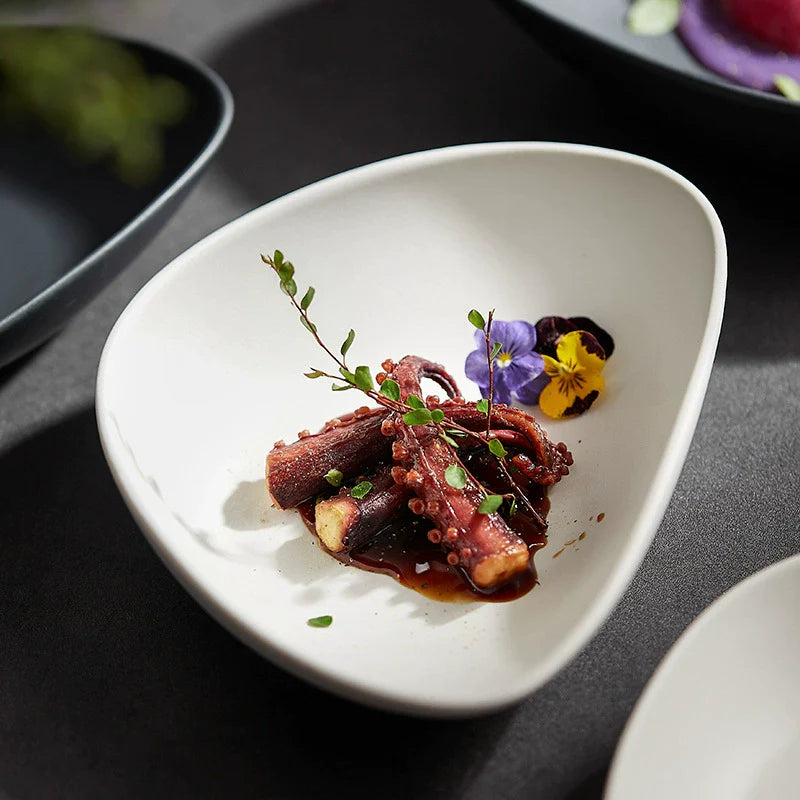 Nordic Luxury Ceramic Dinner Plate – Modern Western Pasta Tableware for Home & Hotel