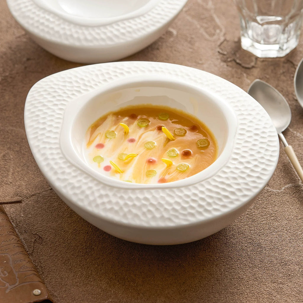 Ceramic Hammered-Edge Oval Bowl – Modern Double-Layer Serving Dish