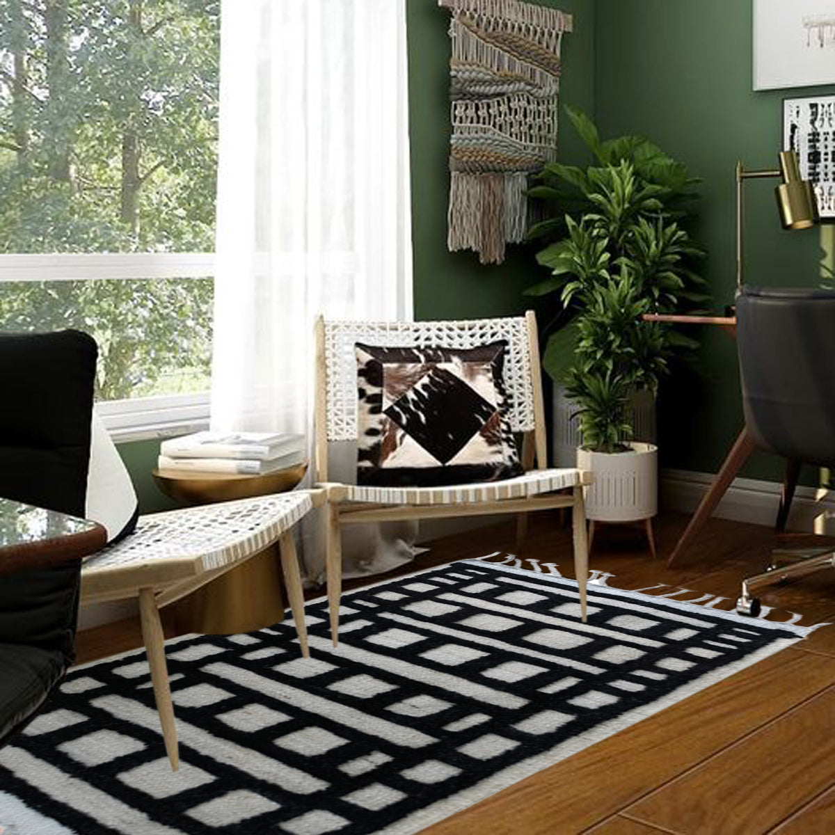 IKAT-Nomadic-Black-Kilim-Rug