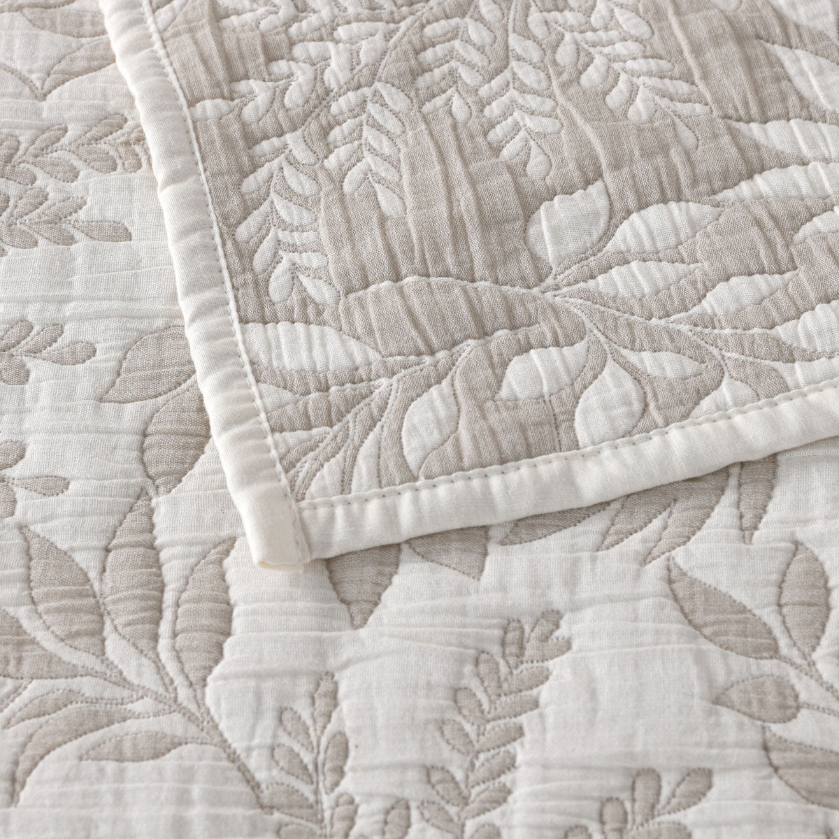 NNEDSZ Bianca Ameila Stone Jacquard Quilted Foliage Bedspread Set Queen