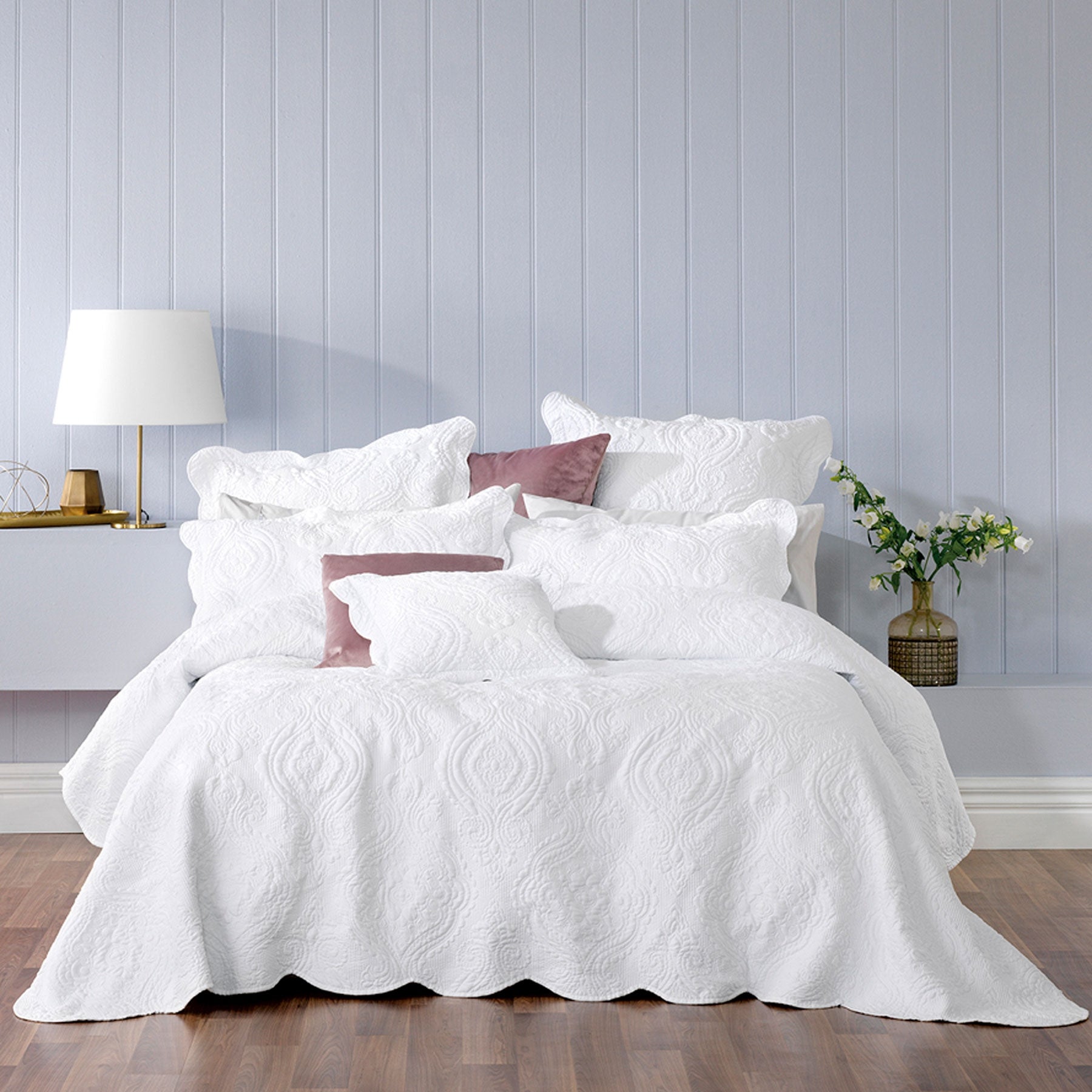 NNEDSZ Bianca Elegance Cordelia White Bedspread Set King