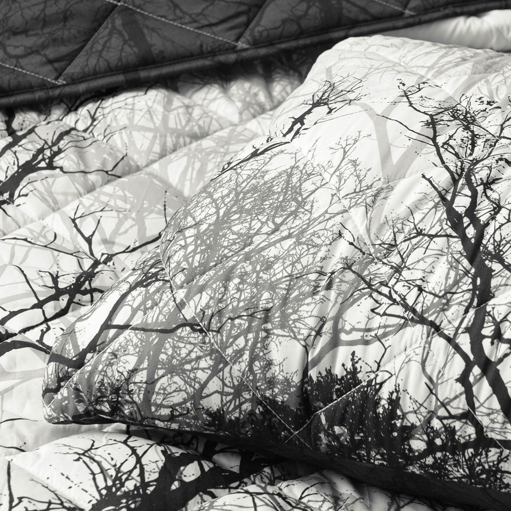 NNEDSZ Bianca Boscage Black Forest Printed Quilted Polyester Coverlet Set Queen/King