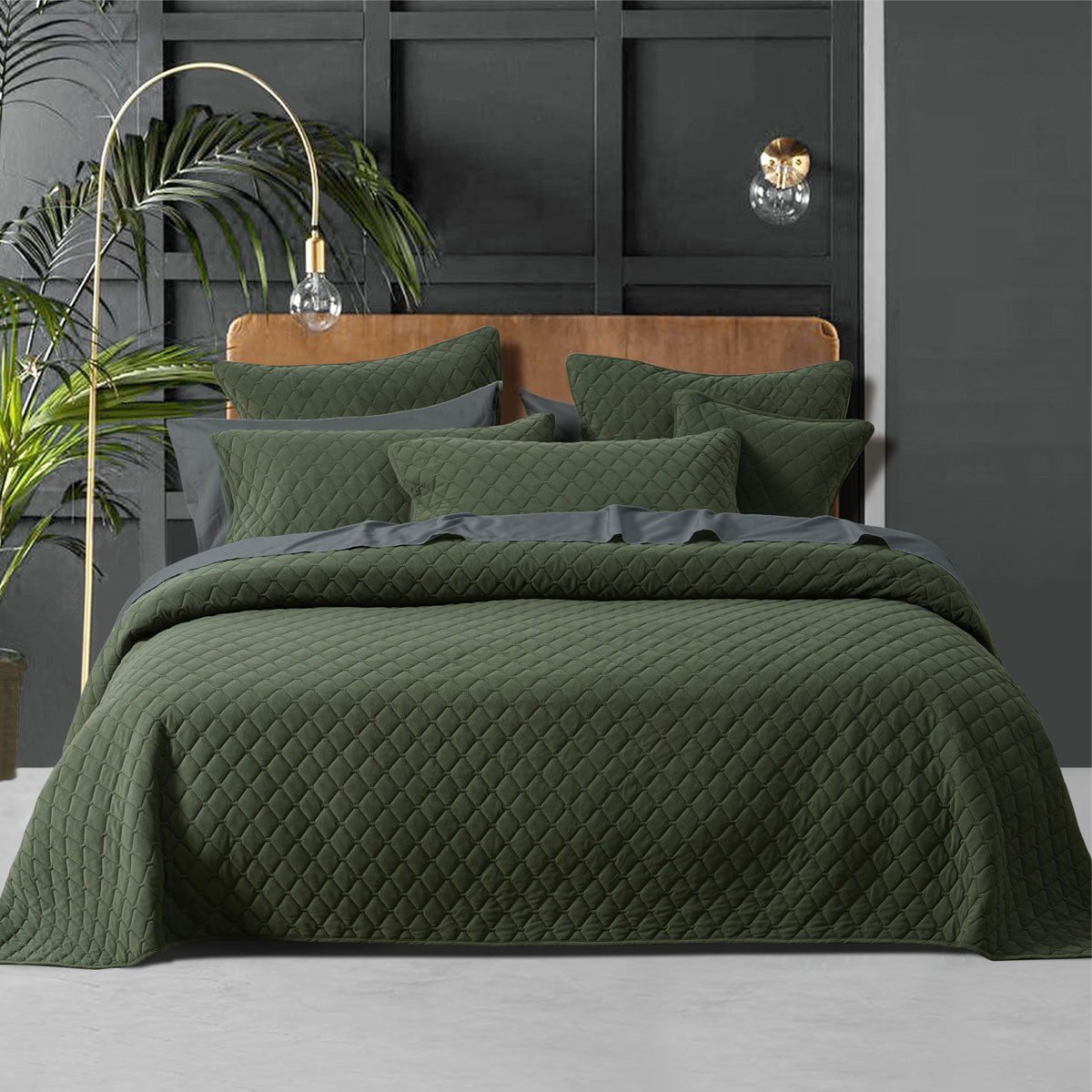NNEDSZ Bianca Lester Olive Velvet Diamond Polyester Coverlet Set Queen/King