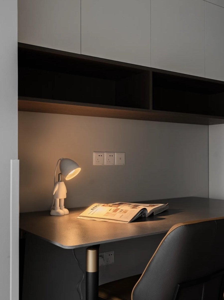 Lil Robot Electric Candle Warmer Lamp for Large Candles